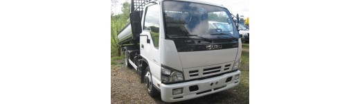 Isuzu NPR85